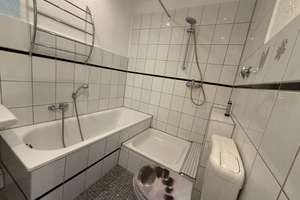 Für Kapitalanleger oder Eigennutzer. Freie 3-Zimmerwohnung mit Balkon. – Husemannstraße 41, 47198 Hochheide, Duisburg – Vorschaubild 2