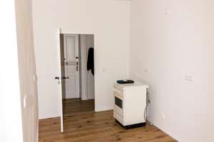 Hochwertig sanierte Altbauwohnung mit Südbalkon in zentraler Lage von Berlin-Friedrichshain – Matternstraße 15, 10249 Friedrichshain, Berlin – Vorschaubild 10