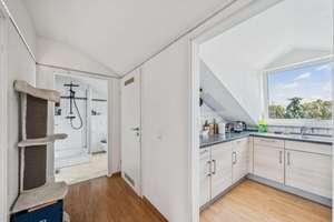 Vermietete 2,5 Zimmer Dachgeschoss Wohnung direkt am Luitpoldpark – 85051 Münchener Straße, Ingolstadt – Vorschaubild 11
