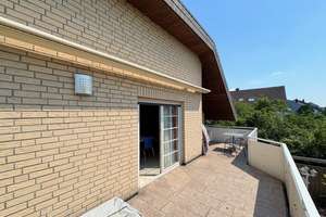 Hochwertiges Zweifamilienhaus in Mühlheim – Die vollständige Adresse der Immobilie erhältst du vom Anbieter., 63165 Mühlheim am Main – Vorschaubild 12