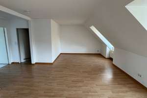 Großzügige Maisonettewohnung in Citylage – Kirchhofallee 41, 24114 Südfriedhof, Kiel – Vorschaubild 2