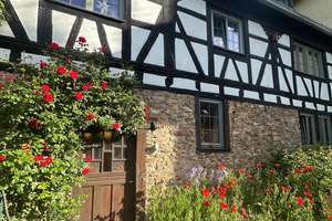 Wunderschönes Haus in Johannisberg  – Die vollständige Adresse der Immobilie erhältst du vom Anbieter., 65366 Geisenheim – Vorschaubild 2
