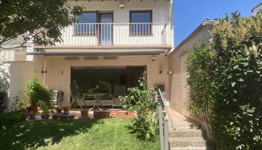 Bild von Familienfreundliche Doppelhaushälfte mit schönem Garten & Terrasse
