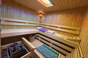 Exklusives Wohnjuwel mit Wintergarten, Wellness & Traumgarten in Hüttlingen – Die vollständige Adresse der Immobilie erhältst du vom Anbieter., 73460 Hüttlingen – Vorschaubild 51