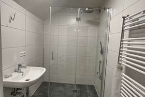 Erstbezug nach Kernsanierung. 2-Zimmer-Dachgeschosswohnung in Stuttgart-Möhringen – Däumlingweg 20, 70567 Möhringen-Süd, Stuttgart – Vorschaubild 13