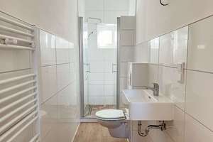 CHARME & FLAIR ab August verfügbar | 4 ZIMMER | DUSCHBAD | EINBAUKÜCHE – Die vollständige Adresse der Immobilie erhältst du vom Anbieter., 28217 Westend, Bremen – Vorschaubild 10