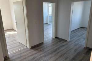 2-Zimmerwohnung mit modernem Bad frei! Greifen Sie zu! – Von-Humboldt-Straße 8, 42549 Velbert-Mitte, Velbert – Vorschaubild 2