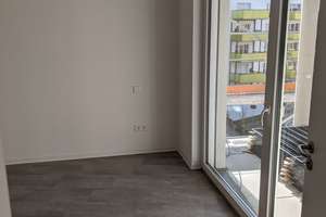 Neuwertige 3,5-Zimmer in Toplage im Zentrum von HN mit hochwertiger Einbauküche u. Balkon – Rosenbergstraße 14, 74072 Heilbronn, Heilbronn – Vorschaubild 12