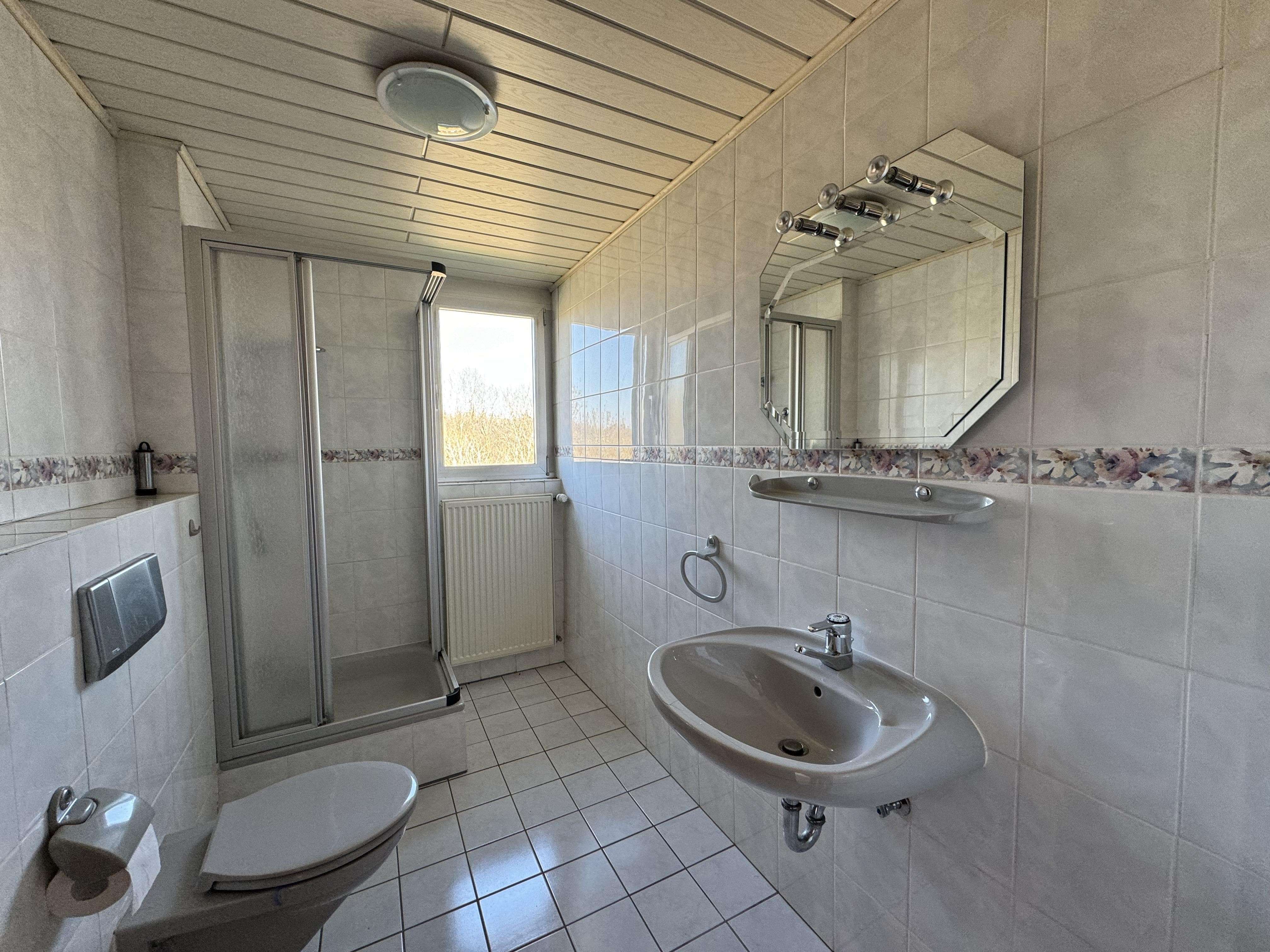 Immobilie in Wallerfangen - Freistehendes Einfamilienhaus in ruhiger Lage von Wallerfangen-St. Barbara! - Bild 1