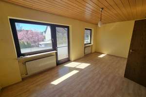 Sonnendurchflutetes XXL-Reiheneckhaus mit großer Garage in ruhiger Altdorf-Wohnlage – Die vollständige Adresse der Immobilie erhältst du vom Anbieter., 90518 Altdorf bei Nürnberg – Vorschaubild 15