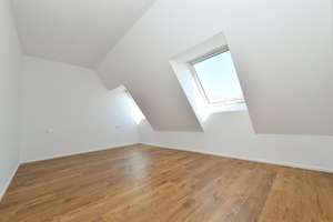 3 - Zimmer - Maisonette-Wohnung mit großer Dachterrasse in der Laupheimer Innenstadt – Marktplatz 16, 88471 Laupheim – Vorschaubild 4