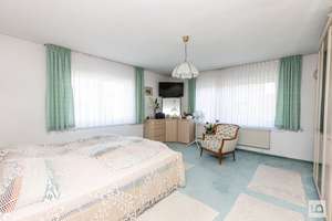 60-iger-Zwei-Fam.haus, großer Garten, 784 qm, Dop.garage +Carport, frei, ruhige Lage Gaimersheim – Die vollständige Adresse der Immobilie erhältst du vom Anbieter., 85080 Gaimersheim – Vorschaubild 13