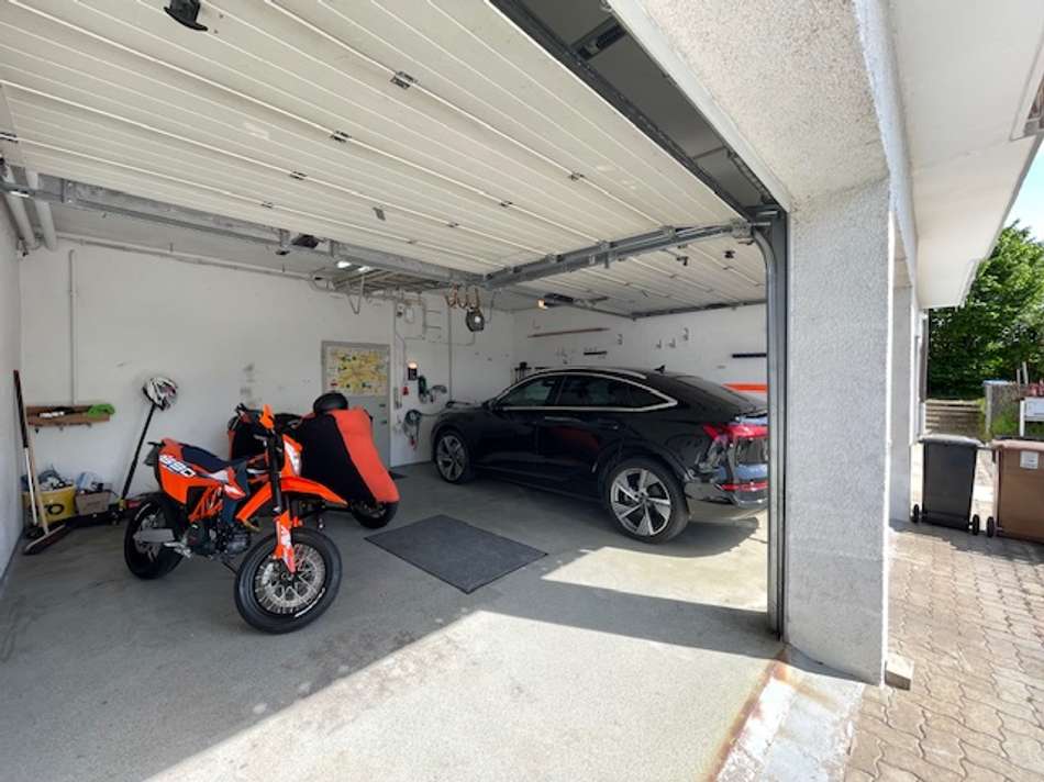 Doppelgarage 