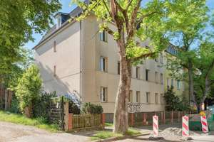Ihr Wohntraum in Möckern: Sanierter Altbau mit EBK & Balkon ins Grüne – Toskastraße 3, 4159 Möckern, Leipzig – Vorschaubild 2