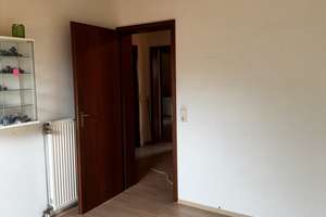 BONN-BEUEL, charmante DHH, Bj. 89 in top Lage, 5-6 Zi., ca. 125 m²  Wfl., Garage, ca. 285 m² GrSt. – Die vollständige Adresse der Immobilie erhältst du vom Anbieter., 53229 Vilich-Müldorf, Bonn – Vorschaubild 21
