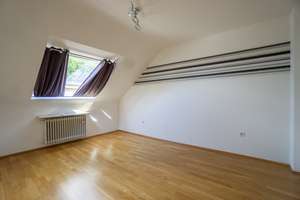 Gemütliche 2-Zimmer-Dachgeschosswohnung im Remscheider Südbezirk