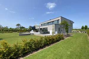 Moderne Luxus-Villa im Bauhausstil mit Panoramablick auf den Plauer See (ca. 20 m) – Müritz (Kreis) – Vorschaubild 14