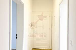 IMMOBILIEN SCHNEIDER - bezugsfreie denkmalgeschützte 2 Zi.- Altbauwohnung mit Balkon in bester Lage – Die vollständige Adresse der Immobilie erhältst du vom Anbieter., 80333 Augustenstraße, München – Vorschaubild 3