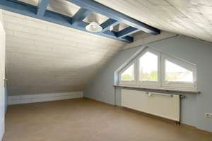 ZWEIFAMILIENHAUS FÜR WOHNEN+ARBEITEN/MEHRGENERATIONEN MIT GARAGE IN RUHIGER LAGE NÜRNBERG-MÖGELDORF – Die vollständige Adresse der Immobilie erhältst du vom Anbieter., 90480 Schmausenbuckstraße, Nürnberg – Vorschaubild 40