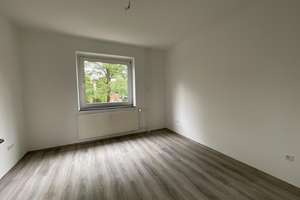 Gemütliche 3-Zimmer-Etagenwohnung in Leer – 63,25 m² auf der 1. Etage links – Tjackleger Fährweg 15, 26789 Leer (Ostfriesland) – Vorschaubild 11