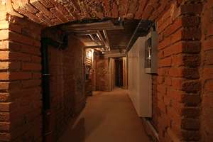 // Nähe Lene-Voigt-Park - 2 Bäder - großer Balkon - Aufzug // – Schirmerstraße 22, 4318 Anger-Crottendorf, Leipzig – Vorschaubild 23