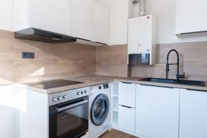 Modern wohnen in Düsseldorf – frisch renovierte 2-Zimmer-Wohnung mit Balkon und neuer Einbauküche – Die vollständige Adresse der Immobilie erhältst du vom Anbieter., 40470 Rath, Düsseldorf – Vorschaubild 4