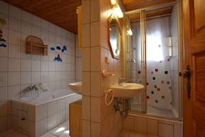 Gepflegtes Einfamilienhaus mit gemütlichem Garten und Terrasse – Die vollständige Adresse der Immobilie erhältst du vom Anbieter., 91522 Innenstadt, Ansbach – Vorschaubild 24