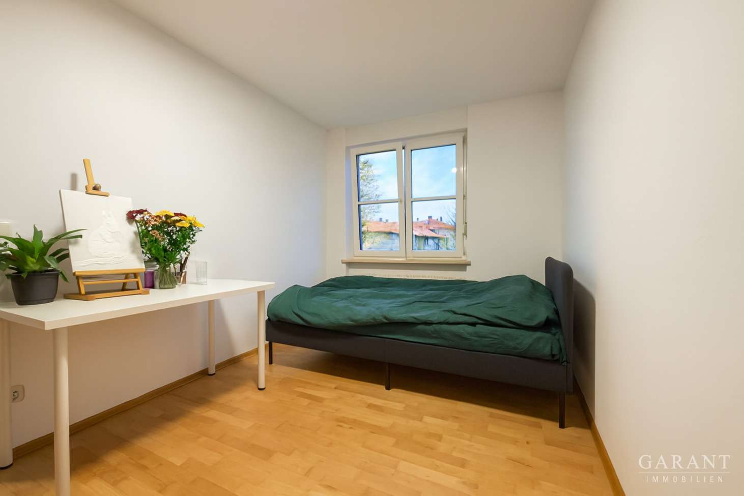 Immobilie in Unterföhring - Stilvolle 3 Zimmer-Wohnung mit Garagenplatz in Unterföhring - Kapitalanlage mit Potenzial - Bild 0