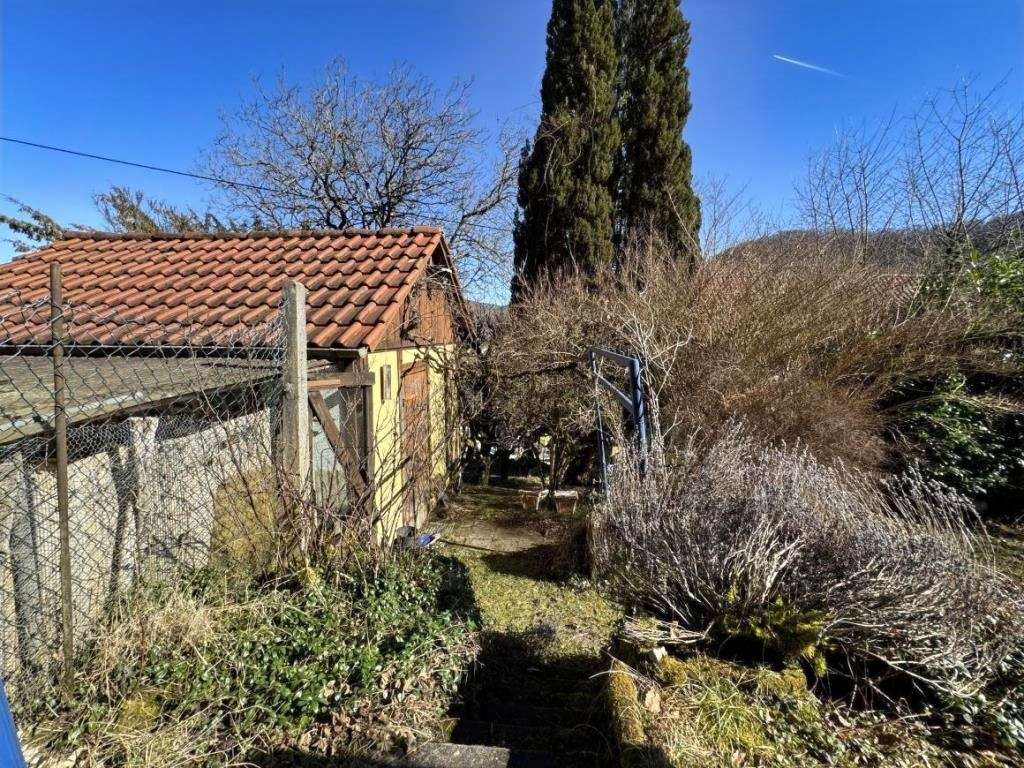 Immobilie in Lichtenstein - Sanierungs-Projekt mit viel Potential: Doppelhaushälfte in begehrter Alb-Region - Bild 3