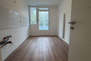 Top Sanierte 3 Zimmer Eigentumswohnung mit XXL Balkon und Aufzug! *Barrierefrei*  – Theodor-Heuss-Straße 50, 42109 Uellendahl-Katernberg, Wuppertal – Vorschaubild 8