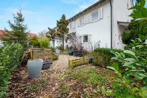 Charmantes Reiheneckhaus in Moosinning – Ideal für Familien oder Kapitalanleger! – Erding (Kreis) – Vorschaubild 1