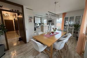 PROVISIONSFREI !  KFW-Saniertes Top 4-Fam.Haus inkl. 4 Garagen auf 672 qm Grundstück – Auf der Gans 24, 70374 Sommerrain, Stuttgart – Vorschaubild 9