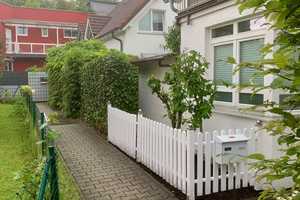 Charmantes kl. Reiheneckhaus mit Terrasse und Balkon – München – Vorschaubild 3