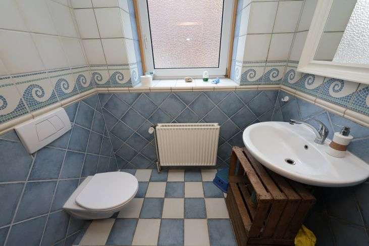 Immobilie in Dörpling - Ehemalige, modernisierte Dorfschule mit Doppelhauskonzept auf idyllischem Grundstück in Dörpling b.  - Bild 9