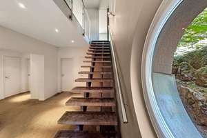 GESAMTKUNSTWERK MIT SEEBLICK: ZEITLOSE ELEGANZ. KONSEQUENTE ARCHITEKTUR. PERFEKTE WOHNQUALITÄT. – Die vollständige Adresse der Immobilie erhältst du vom Anbieter., 82266 Inning am Ammersee – Vorschaubild 17
