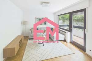 Etagenwohnung mit Balkon & Garage