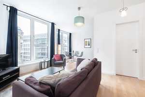 Chausseestraße, Mitte: 2 Zimmer Neubauwohnung, spektakuläre Fensterfronten, Lift, EBK, Fitnessraum – Chausseestr. 108, 10115 Berlin – Vorschaubild 13