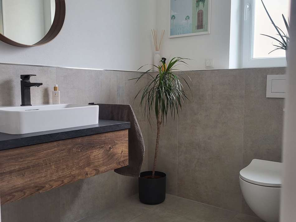 Gäste-WC EG
