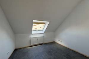 Zwischen Stadt und Natur Wohnqualität mit WOW-Effekt – Dachgeschosswohnung in Bestlage von Rüppurr – Die vollständige Adresse der Immobilie erhältst du vom Anbieter., 76199 Rüppurr, Karlsruhe – Vorschaubild 13