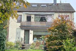 3-Familienhaus mit Garten, 2 Garagen und vielen Möglichkeiten am Rande des Naturschutzgebietes – Die vollständige Adresse der Immobilie erhältst du vom Anbieter., 46286 Dorsten – Vorschaubild 1