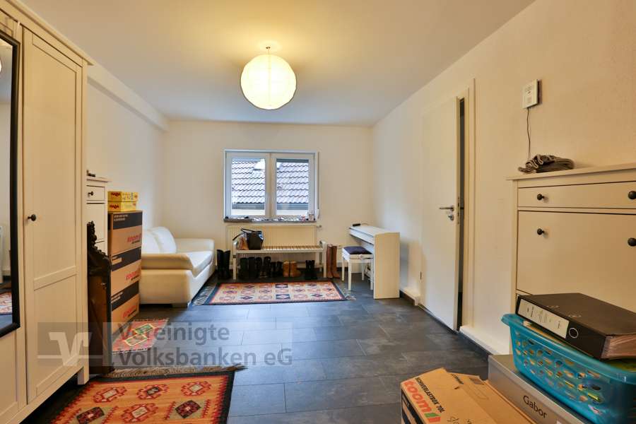 Immobilie in Gäufelden - Charmantes Einfamilienhaus mit vermieteter Einliegerwohnung - Willkommen in Ihrer neuen Immobilie - Bild 1