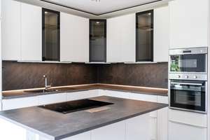 Exklusiv modernisierte Altbauvilla mit großzügigem Grundstück und stilvollen Ausstattungsdetails – Die vollständige Adresse der Immobilie erhältst du vom Anbieter., 23858 Reinfeld (Holstein) – Vorschaubild 16