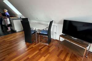 1-Zimmer Dachgeschosswohnung möbliert in Kornwestheim mit Balkon für 1 Person – Pflugfelder Straße 18, 70806 Kornwestheim – Vorschaubild 9