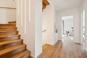 Letzte Panorama Villa Wiesbaden: 258 m² kinderfreundliches Wohnen - kurzfristig bezugsfertig – Anhalterweg 2, 65191 Bierstadt, Wiesbaden – Vorschaubild 6