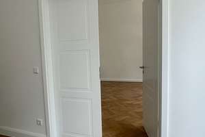 Sanierte 1 - Zimmer, Wohnküche, Diele und Dusch-Bad in unmittelbarer Nähe zum Rhein