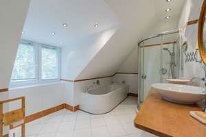 Property thumbnail 18