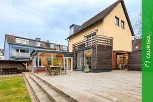 +++Modernes Einfamilienhaus mit Wintergarten und schönem Garten+++