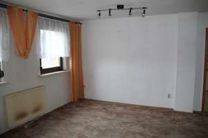 IMMOBILIE MIT POTENTIAL - 2-3-FAMILIEN-RH IN ELSTERBERG - PROV.-FREI – Die vollständige Adresse der Immobilie erhältst du vom Anbieter., 7985 Elsterberg – Vorschaubild 19