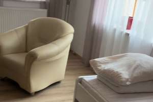Charmantes Einfamilienhaus mit separater Einliegerwohnung in zentraler Innenstadtlage – Die vollständige Adresse der Immobilie erhältst du vom Anbieter., 93333 Neustadt an der Donau – Vorschaubild 5
