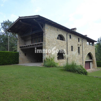 BAUERNHAUS ZUM VERKAUF IN VALL DEN BAS